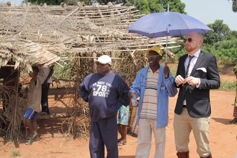 Ambasador (The Ambassador), red. Mads Brügger
