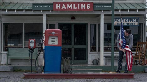 Američka pastorala (American Pastoral), red. Ewan McGregor