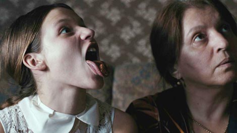 Cure, red. Andrea Štaka