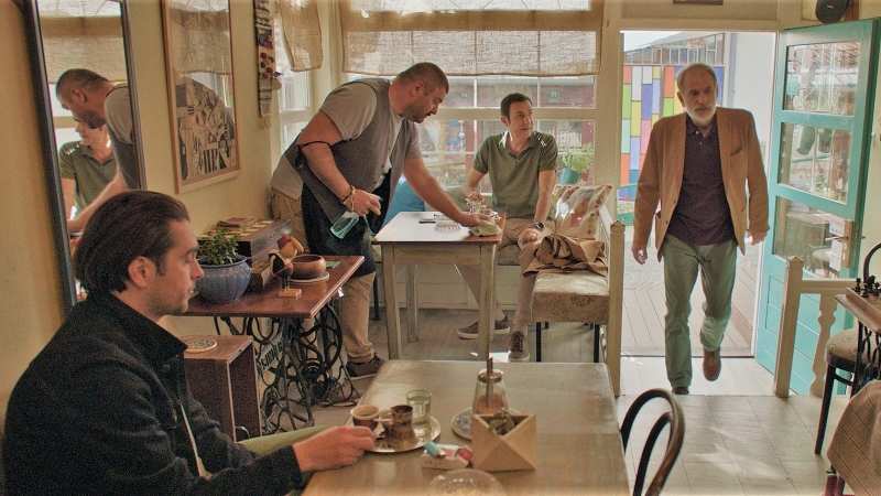 <em>Deset u pola</em>, red. Denis Tanović