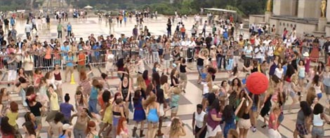 Francuskinje (Sous les jupes des filles), red. Audrey Dana