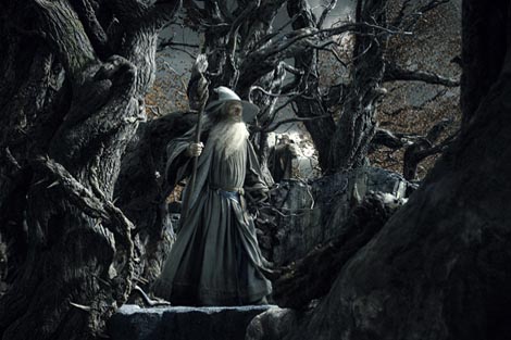 Hobit: Smaugova pustoš (The Hobbit: The Desolation of Smaug), red. Peter Jackson