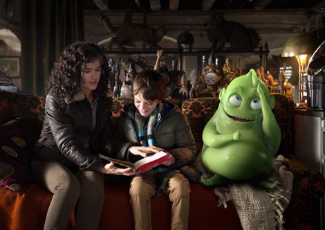 Hugo i lovci na duhove (Gespensterjäger), red. Tobi Baumann