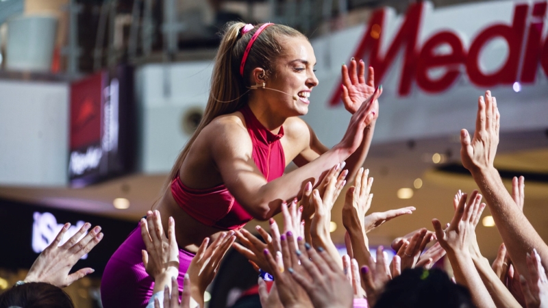 <em>Influencerica</em> (<em>Pot/Sweat</em>), red. Magnus von Horn