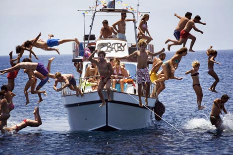 Kopno (Terraferrma), red. Emanuele Crialese. 1. Dani europskog filma, 2012.