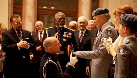 Koriolan (Coriolanus), red. Ralph Fiennes