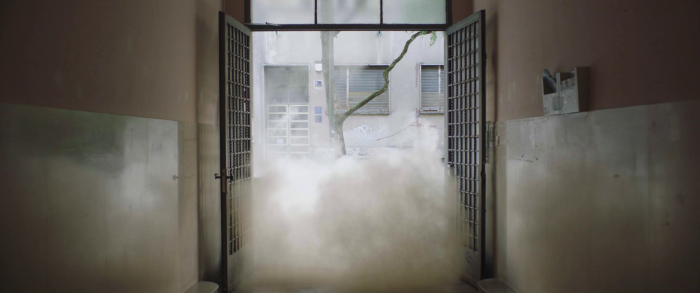 <em>Mali val</em>, red. Filip Peruzović