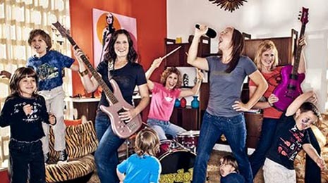 Momz Hot Rocks, red. Kate Perotte