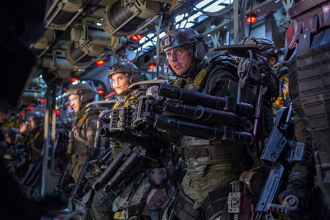 Na rubu budućnosti (Edge of Tomorrow), red. Doug Liman