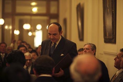 Neruda, red. Pablo Larraín