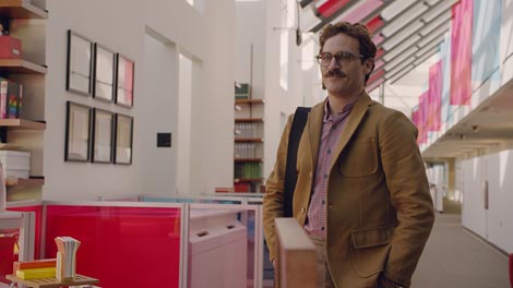 Ona (Her), red. Spike Jonze