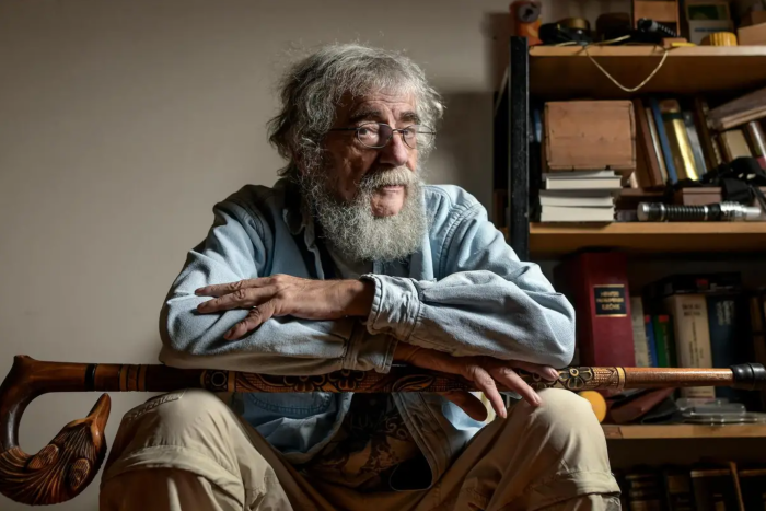 <em>Dum spiro, spero</em>, red. Pero Kvesić, 2016.