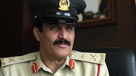 Razbij i drpi: priča o Pink Panterima (Smash & Grab: The Story of the Pink Panthers), red. Havana Marking