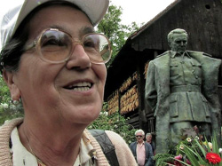 Sretna zemlja, red. Goran Dević