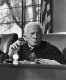 Spencer Tracy u filmu Suđenje u Nürnbergu (Judgment at Nuremberg), red. Stanley Kramer, 1961.
