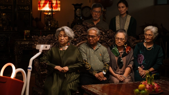<em>Koristan duh</em> (<em>Pee chai dai ka</em>), red. Ratchapoom Boonbunchachoke