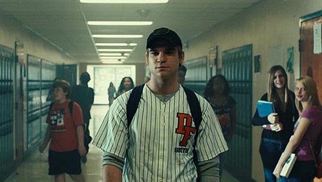 Uljez (The Imposter), red. Bart Layton