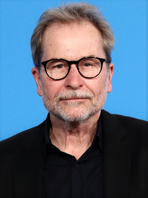 Ulrich Seidl (Beč, 24. studenog 1952.), austrijski filmski redatelj, pisac i producent