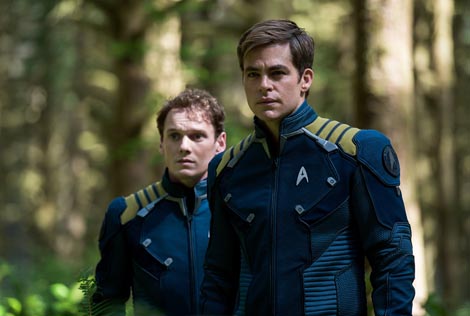Zvjezdane staze: S one strane (Star Trek Beyond), red. Justin Lin